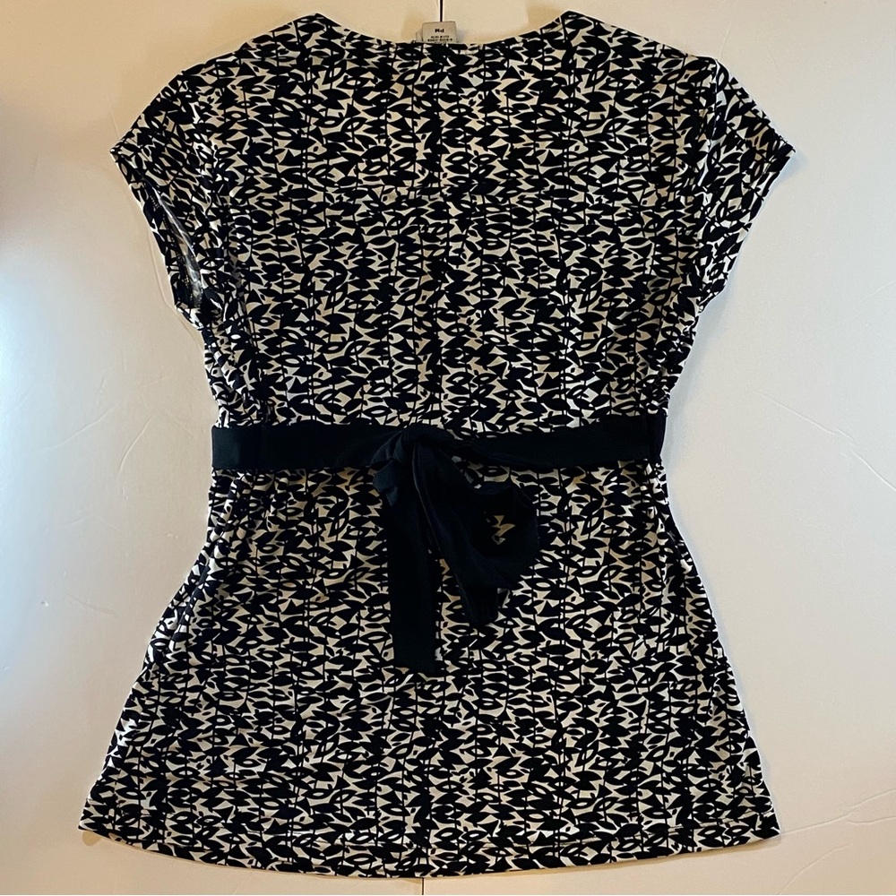 Laura Petites Black & White Geometric Print Empire Waist Tie-Back Top Medium